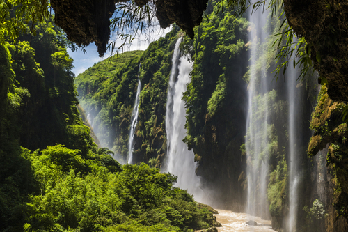 兴义万峰林，马岭河旅游包车