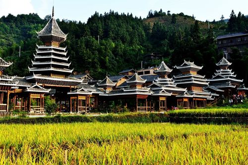 黎平肇兴侗寨、从江岜沙苗寨、榕江三宝侗寨、丹寨万达小镇高端纯玩二日游